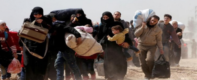 مركز المصالحة الروسي: خروج 11 ألف مدني من الغوطة الشرقية حتي الآن