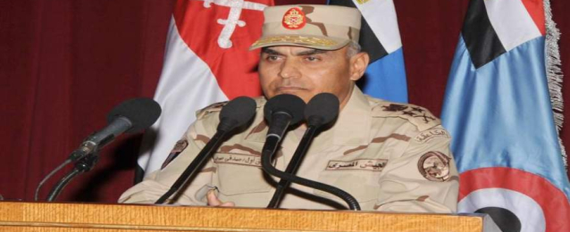 وزير الدفاع يكرم المجندين المشاركين في العملية الشاملة