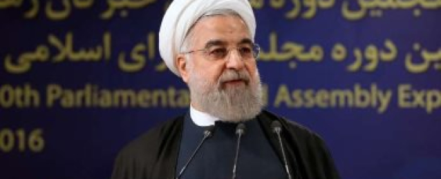 الرئيس الإيراني  يحذر الولايات المتحدة  من انتهاك الاتفاق النووي الإيراني