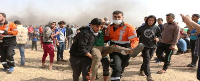 شهيدان فلسطينيان وعشرات المصابين برصاص الاحتلال بغزة