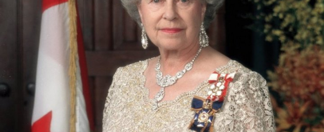 ملكة بريطانيا تحتفل بعيد ميلادها الـ 92