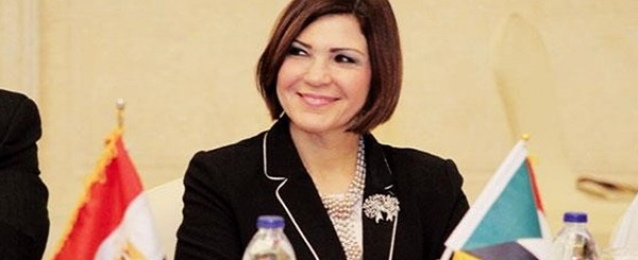 آداب عين شمس تحصد ثلاث جوائز تقديرية للجامعة عن 2017