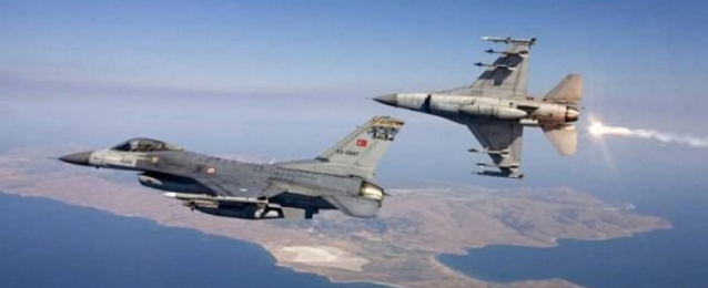 طائرات حربية تركية تهاجم مناطق حدودية تابعة لمحافظة أربيل العراقية