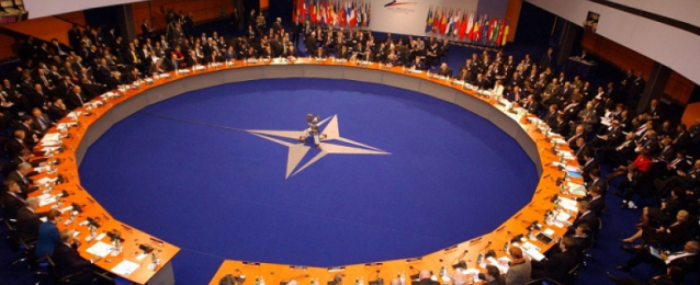 الانفاق العسكرى و الخلافات حوله تتصدر قمة الناتو التى تنطلق اليوم فى بروكسل