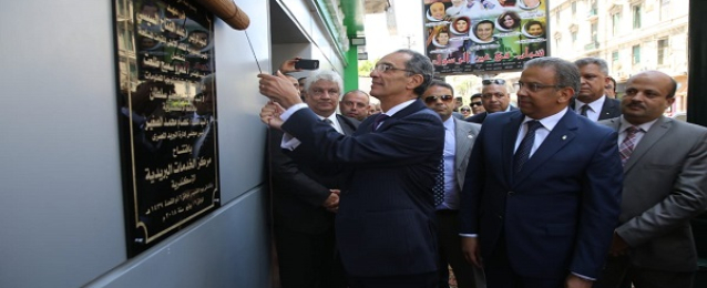 وزير الاتصالات يفتتح مكتبي بريد الإسكندرية الرئيسي وسيدي جابر