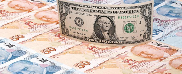 الليرة التركية تواصل الهبوط أمام الدولار