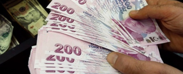 انخفاض الليرة التركية أمام الدولار 4% مجددًا
