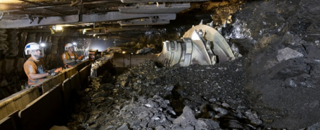 مقتل 9 عمال في انفجار منجم للفحم بكوهات الباكستانية