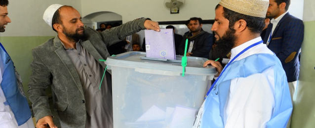 أفغانستان تمدد ساعات التصويت فى الانتخابات البرلمانية