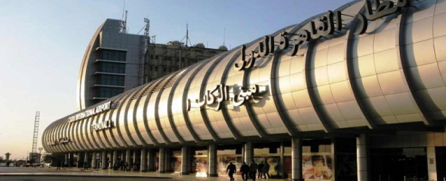 مطار القاهرة الدولى يستقبل 3 أفواج سياحية قادمة من الصين وإندونيسيا وتايوان