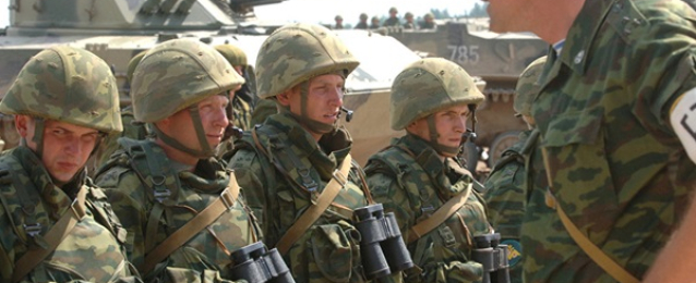 فريق عسكري روسي يصل إلى باكستان لإجراء تدريبات مشتركة