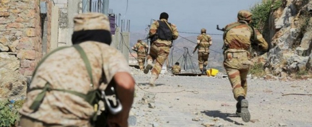 اشتباكات عنيفة بين الجيش اليمني وميليشيات الحوثي في الحديدة