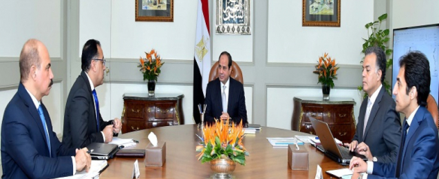 الرئيس السيسي يوجه بمواصلة تطوير منظومة النقل في مصر لدعم عملية التنمية المستدامة