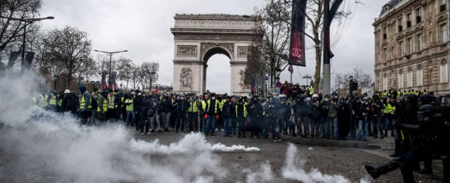 الداخلية الفرنسية : الداخلية الفرنسيةوإصابة 8 شرطيين في احتجاجات ضد مشروع قانون “الأمن الشامل”