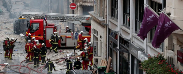 وزير داخلية فرنسا : 4 قتلى وإصابة أكثر من 30 آخرين في انفجار باريس
