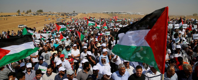 إصابة عدد من الفلسطينيين بالاختناق خلال قمع الاحتلال مسيرات غزة
