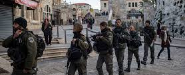 الاحتلال الإسرائيلي يعتقل طفلة فلسطينة قرب الحرم الابراهيمي بالخليل