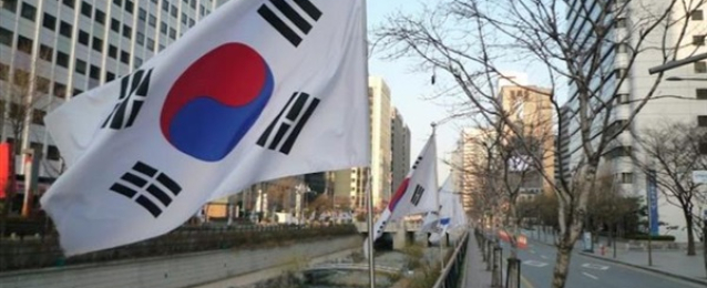 كوريا الجنوبية تدعو الشمال إلى حل المشاكل بين البلدين عبر الحوار