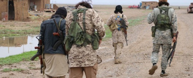 المرصد .. أنباء عن عودة قادة وعناصر داعش لتل أبيض بسوريا
