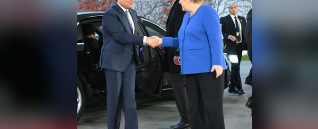 انجيلا ميركل تستقبل الرئيس السيسي بمقر المستشارية الالمانية