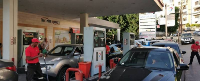 إغلاق كافة محطات الوقود في لبنان