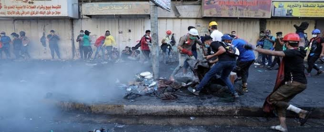مصادر: قتيلان و38 مصابا بمواجهات بين المتظاهرين وقوات الأمن ببغداد