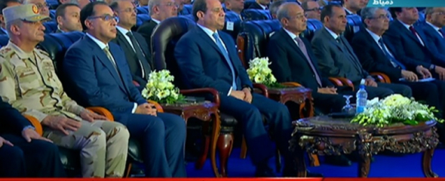 الرئيس السيسى من دمياط: “مصر تتحرك للأمام ومفيش عودة مرة تانية للخلف”