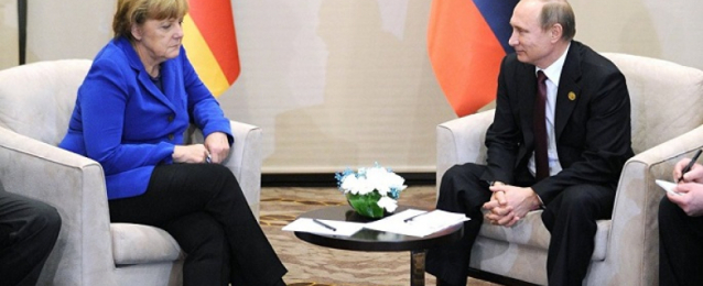 الكرملين: بوتين وميركل يتفقان على ضرورة تعزيز الجهود الرامية لحل الأزمة الليبية