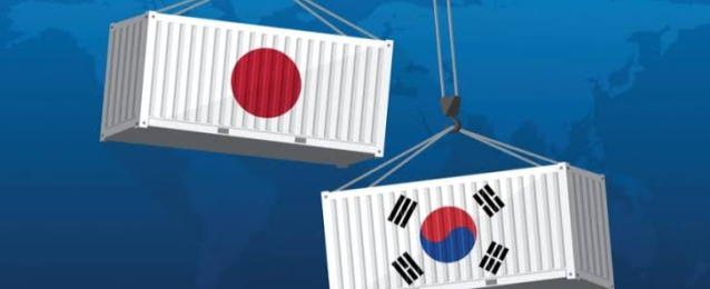 كوريا الجنوبية واليابان تلتقيان لبحث خلاف تجاري .. والتوصل لحل سريع “أمر صعب”