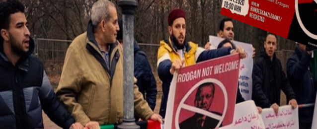 مظاهرات أمام مقر انعقاد قمة ليبيا في برلين رفضا لمشاركة أردوغان: “يدعم تنظيم داعش الإرهابي”