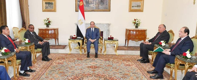 الرئيس عبد الفتاح  السيسي يؤكد التزام مصر بإنجاح  المفاوضات الثلاثية بمسار  واشنطن الخاصة بـ  سد_النهضة
