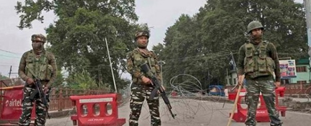 مقتل أحد أفراد الشرطة الهندية في مواجهات مع مسلحين بإقليم كشمير