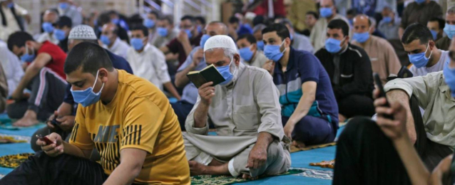 السعودية والإمارات تقرّران عدم إقامة صلاة عيد الفطر في المساجد