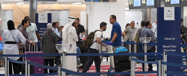 الكويت تلغى 60 ألف تذكرة بسبب قرار تخفيض السعة التشغيلية للمطار
