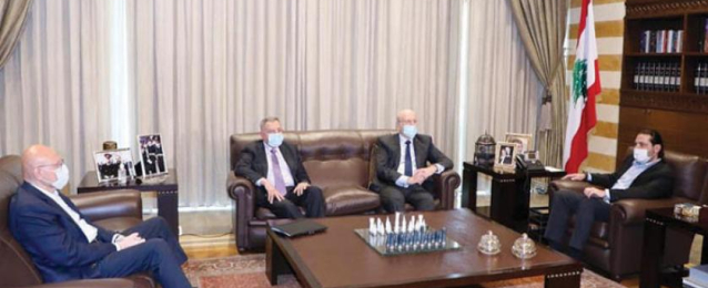 الرؤساء السابقون للحكومات اللبنانية يُسمون مصطفى أديب لرئاسة الوزراء