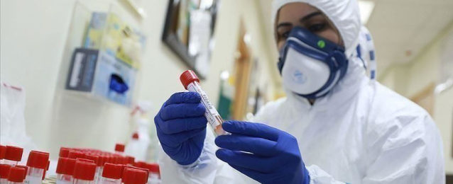 فرنسا تسجل 13215 إصابة جديدة بفيروس كورونا