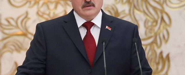 رئيس بيلاروسيا: قد نفرض الحجر الصحي للقادمين من الغرب لمواجهة “كورونا”