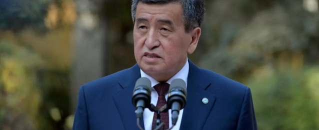 رئيس قرغيزستان يفرض حالة الطوارئ وينشر قوات الجيش في العاصمة