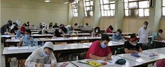 الوزراء ينفي إلغاء الإعفاءات لطلاب الفئات المستثناة من الرسوم المدرسية