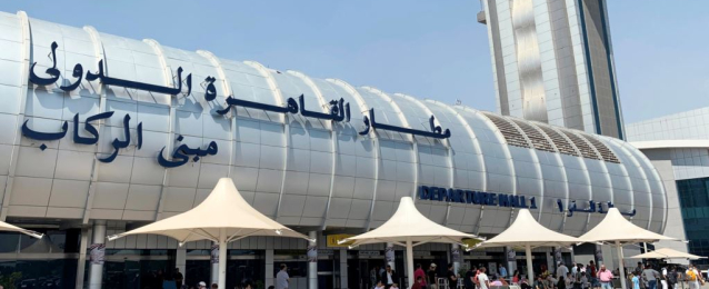 مطار القاهرة الدولى يشهد اليوم سفر ووصول 162 رحلة لنقل 19 ألف راكب