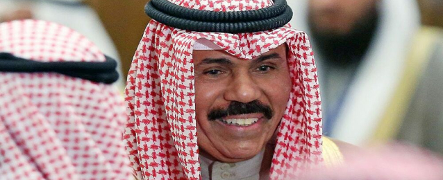 أمير الكويت يقبل استقالة الحكومة ويدعو لانعقاد مجلس الأمة في 15 الجاري