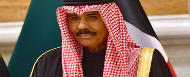 أمير الكويت يقبل استقالة الحكومة ويدعو مجلس الأمة الجديد للانعقاد منتصف ديسمبر