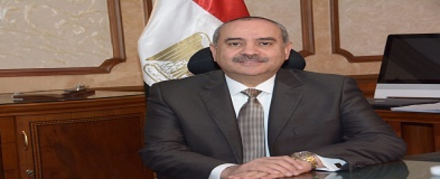 وزير الطيران المدنى يهنئ العاملين ببرج العرب بالحصول على تجديد الأيزو