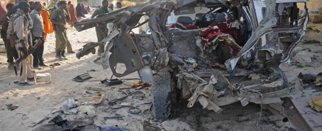 15 قتيلاً على الأقل بهجوم انتحاري استهدف معسكرا للجيش في الصومال