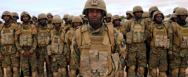 الجيش الصومالي يعلن تصفية 50 عنصرا من “حركة الشباب” في الـ48 ساعة الأخيرة