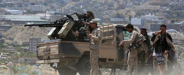 اشتداد المعارك بين الحوثيين والجيش اليمني في محيط مدينة مأرب