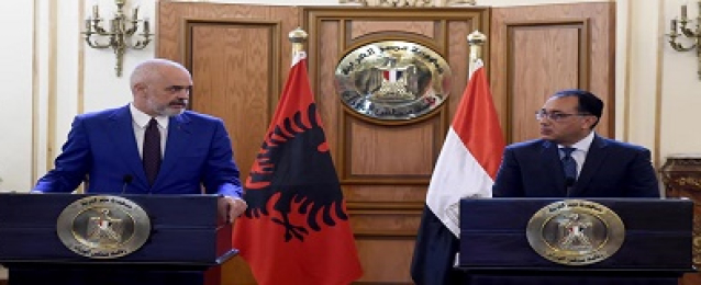 رئيسا الوزراء المصري والألباني يعقدان مؤتمرا صحفيا عقب جلسة مشاورات موسعة