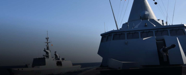 القوات البحرية المصرية والفرنسية تنفذان تدريباً بحرياً عابراً بنطاق الأسطول الشمالى