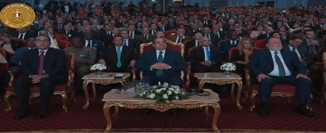 الرئيس السيسي: جدوى مشروعات مستلزمات الإنتاج والمنتجات التي يحتاجها السوق المصري مضمونة