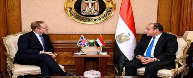بالصور.. وزير التجارة والصناعة يبحث مع سفير بريطانيا بالقاهرة سبل تعزيز علاقات الشراكة بين البلدين